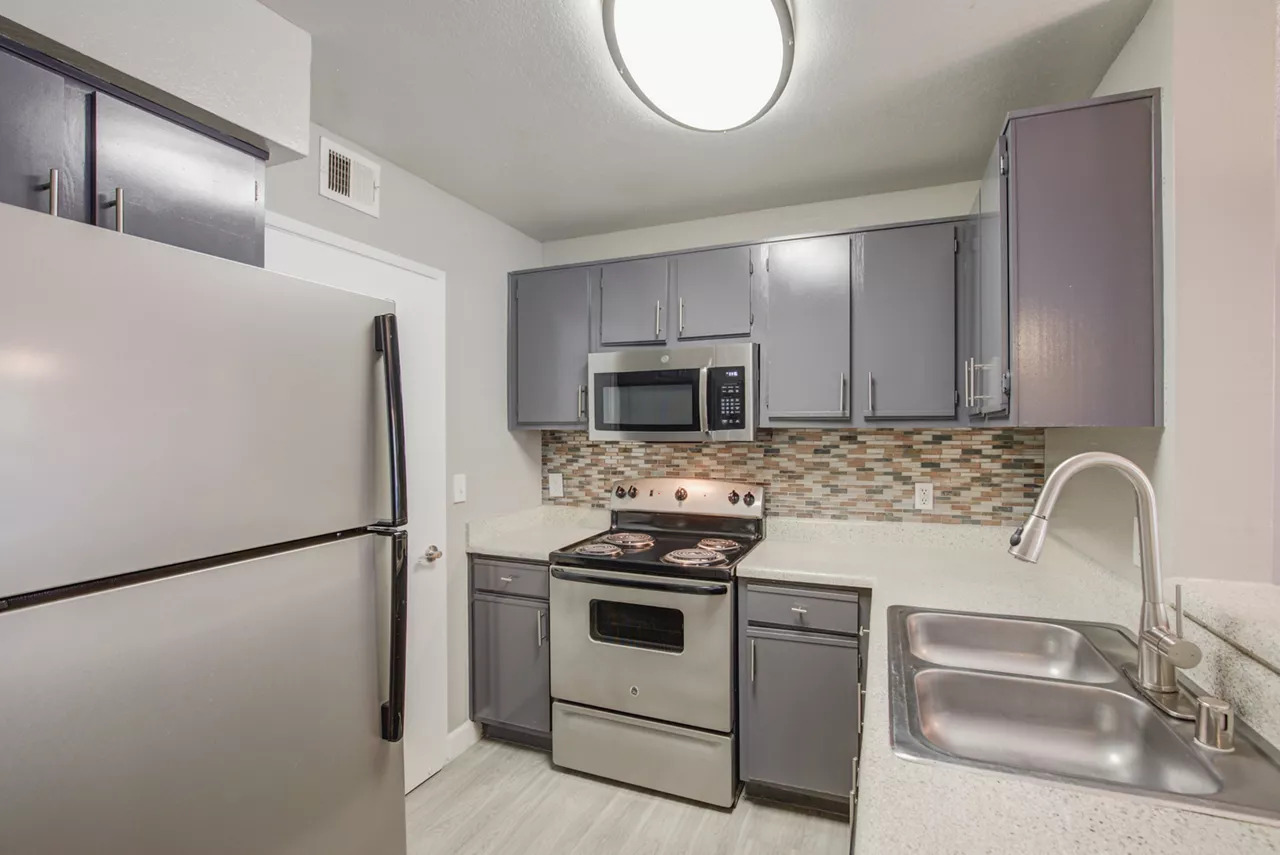 Solis at Flamingo - Las Vegas, NV - Kitchen
