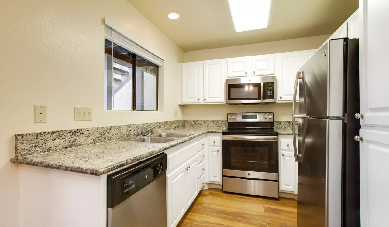 Island Club - Oceanside, CA - Kitchen