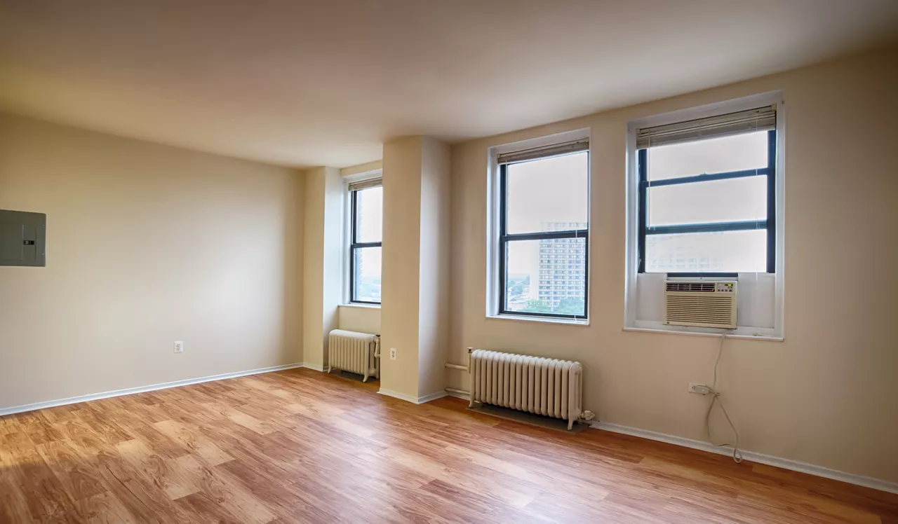 Chestnut Hall - Philadelphia, PA - Living area