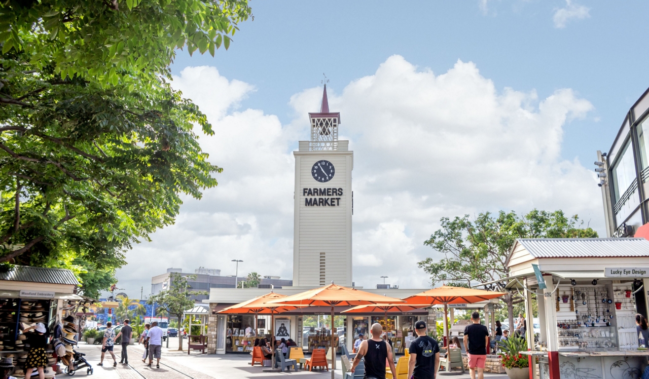 Broadcast Center - Los Angeles, CA - Exterior shot of Farmer's Market .<div style="text-align: center;">&nbsp;</div>
<div style="text-align: center;">The Original Farmer's Market is an 8-minute walk from your front door.&nbsp;</div>
