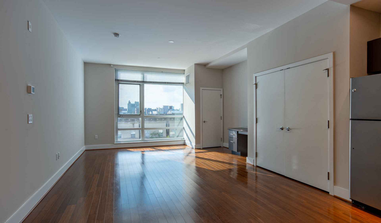 Southstar Lofts - Philadelphia, PA - living space