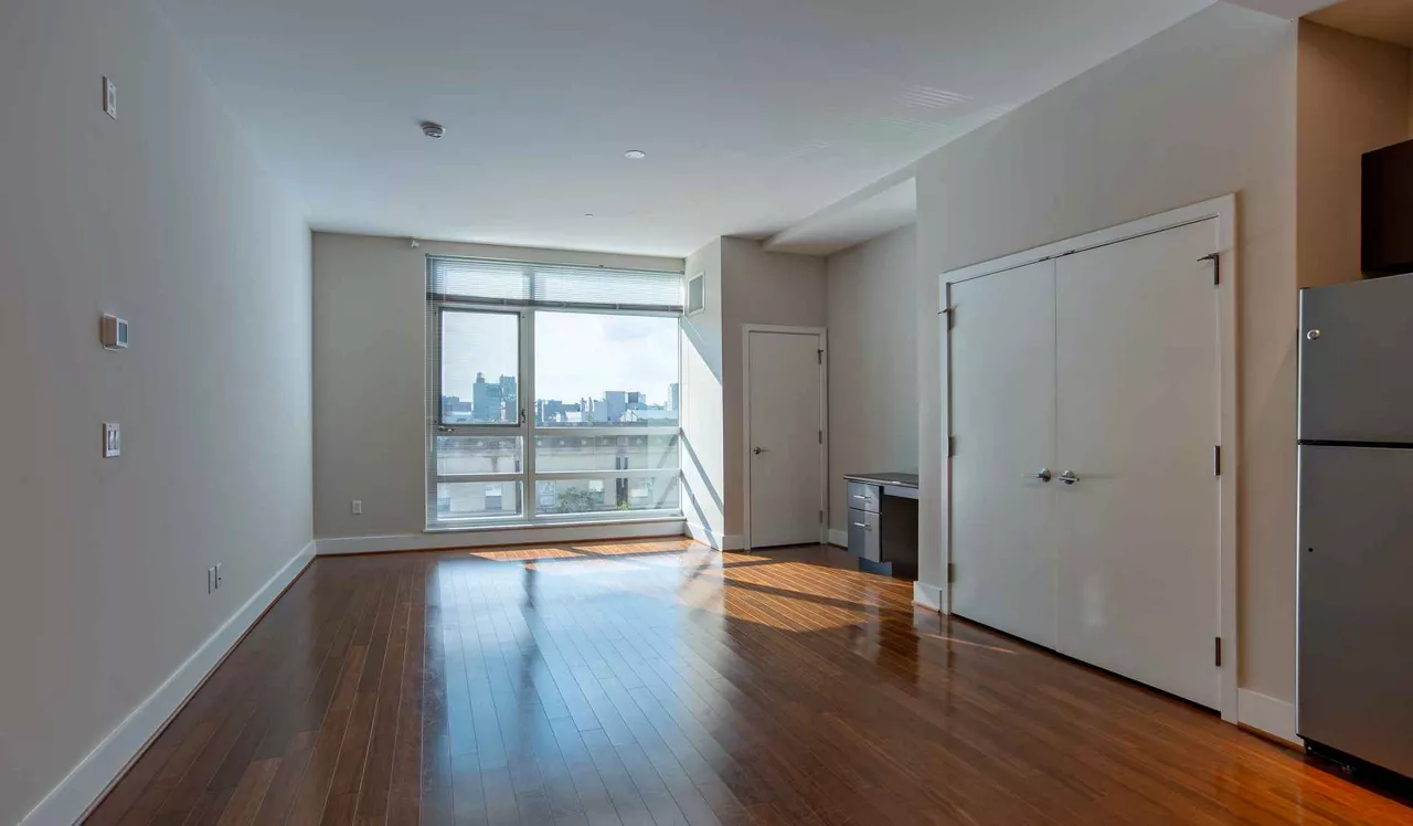 Southstar Lofts - Philadelphia, PA - living space