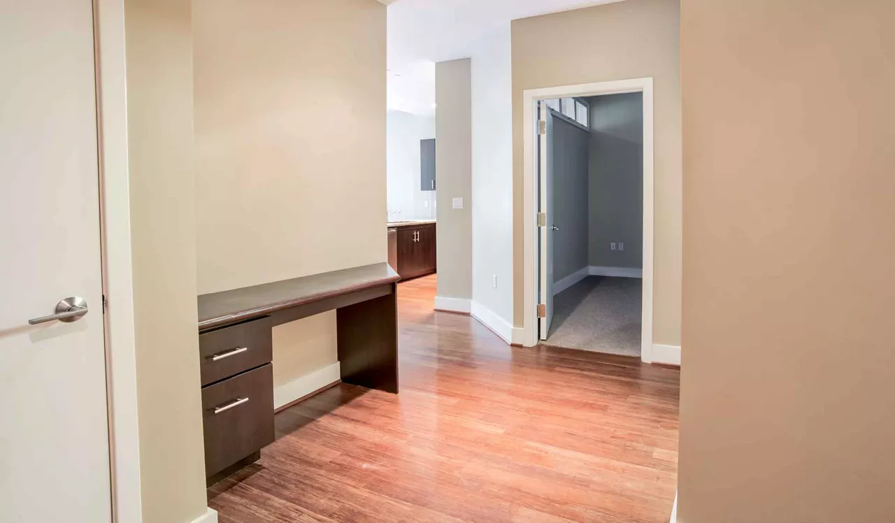 Southstar Lofts - Philadelphia, PA - Desk