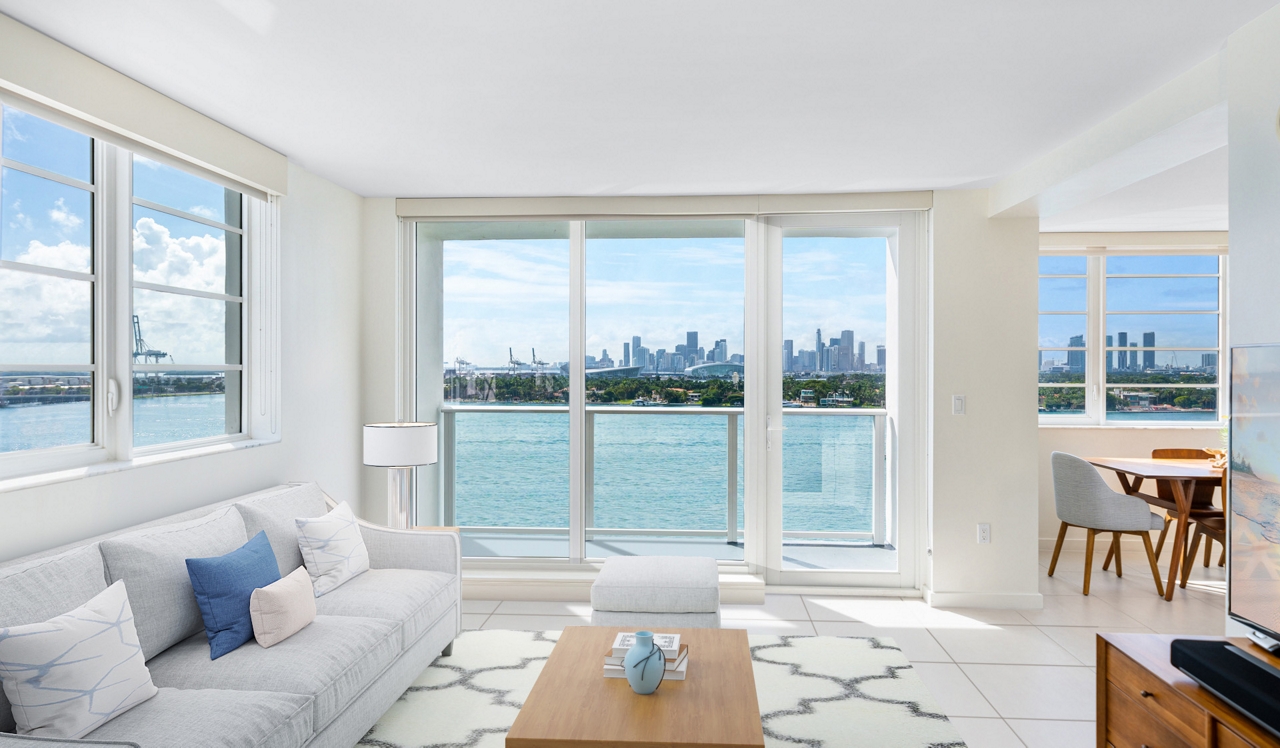 Southgate Towers - Miami, Fl - Living Room