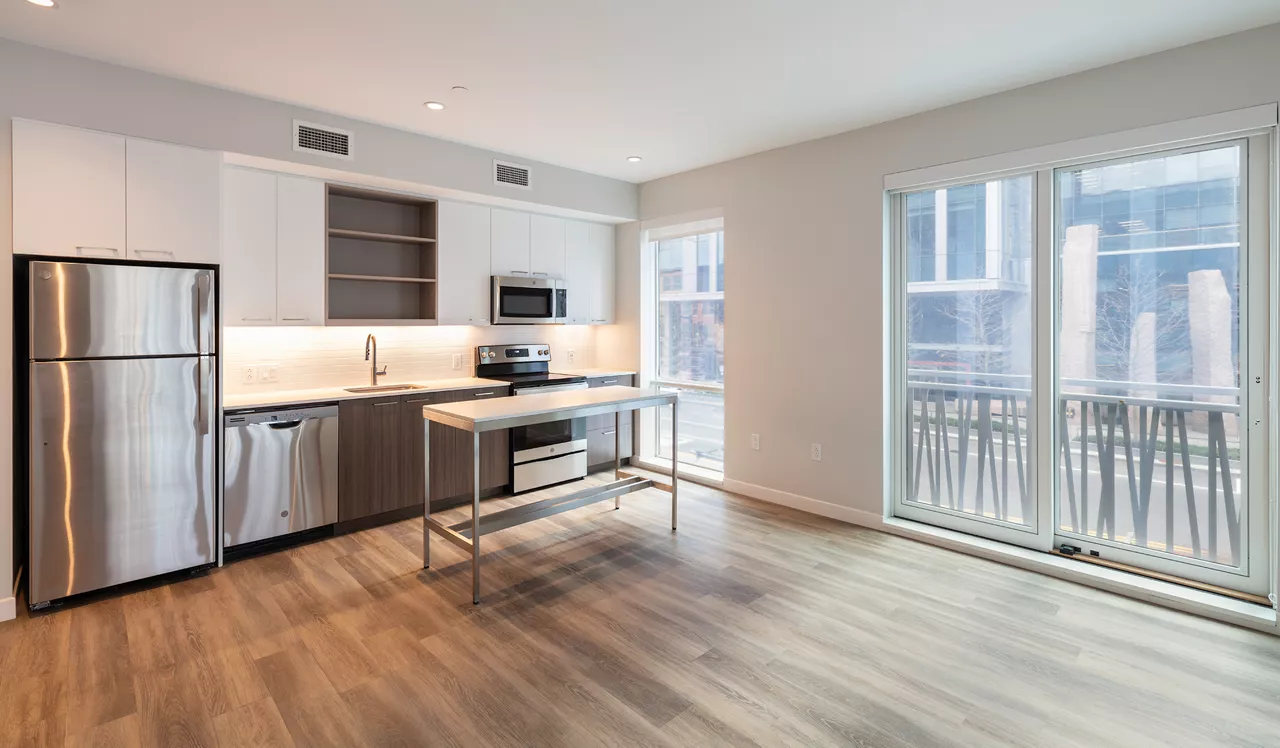 Prism - Kendall Square Apartments - kitchen