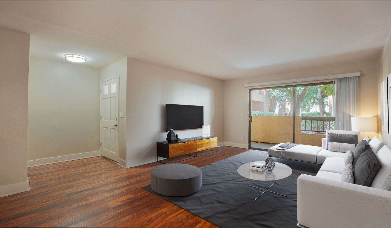Malibu Canyon - Calabasas, CA - Interior Living Room