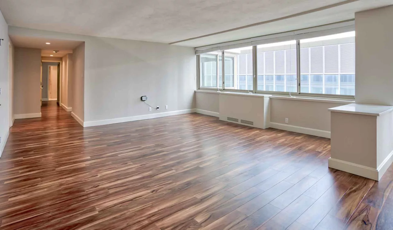 The Sterling - Philadelphia, PA - Living room
