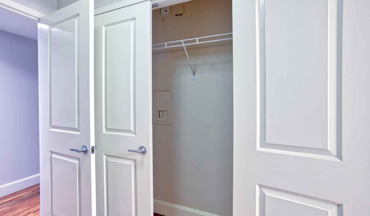 Sterling Apartments - Philadelphia, PA - Closet