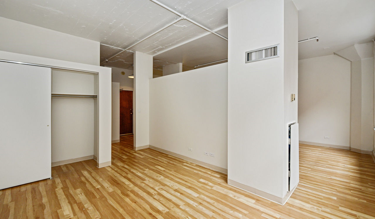 Bank and Boston Lofts - Denver, CO - Bedroom