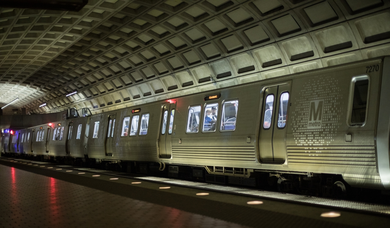 Ravel and Royale - Washington, D.C. - Metro.<p style="text-align: center;">&nbsp;</p>
<p style="text-align: center;">Grosvenor-Strathmore Metro Station, located just 3 minutes away, offers unbeatable urban connectivity. Take the Red Line and arrive to Washington D.C. in just 20 minutes.</p>
