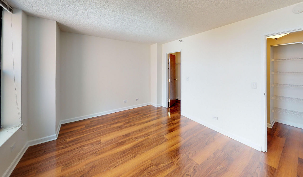 Evanston Place - Evanston, IL - Bedroom