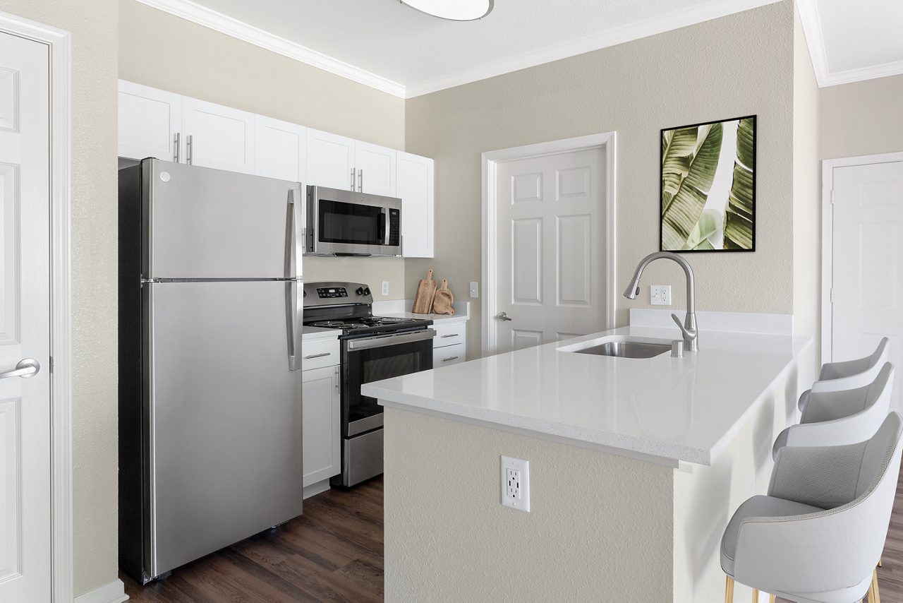 The Tides - Richmond, CA - Kitchen