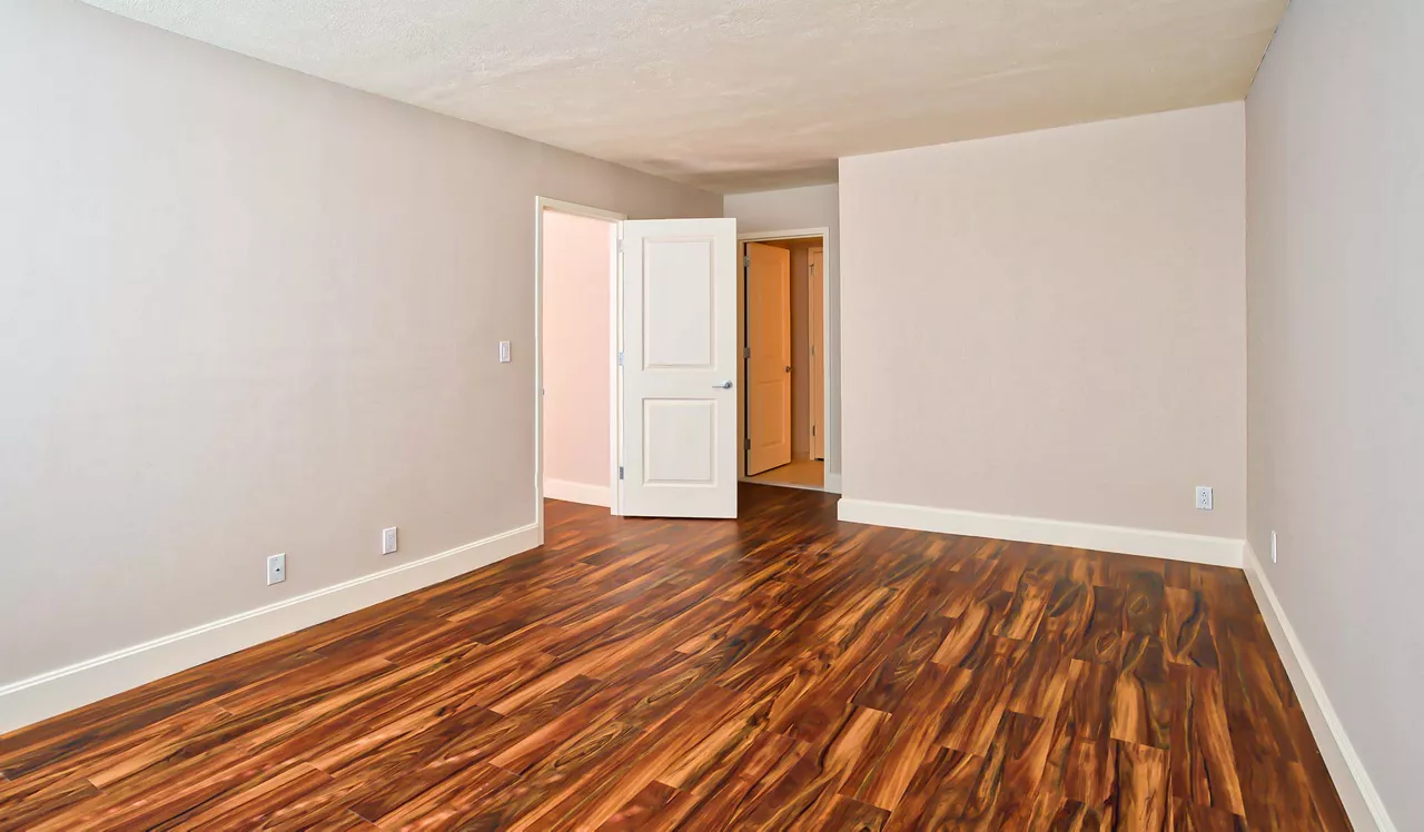 Sterling Apartments - Philadelphia, PA - Master Bedroom