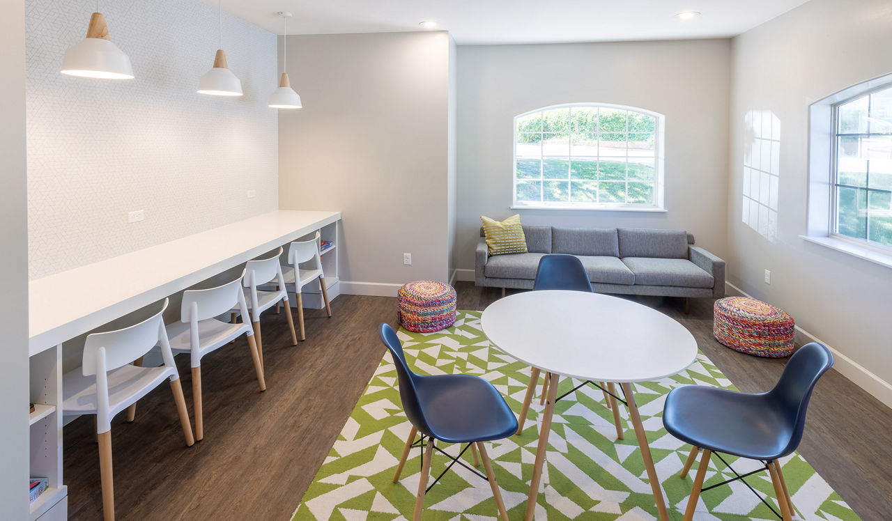 Township Residences - Centennial, CO - Lounge