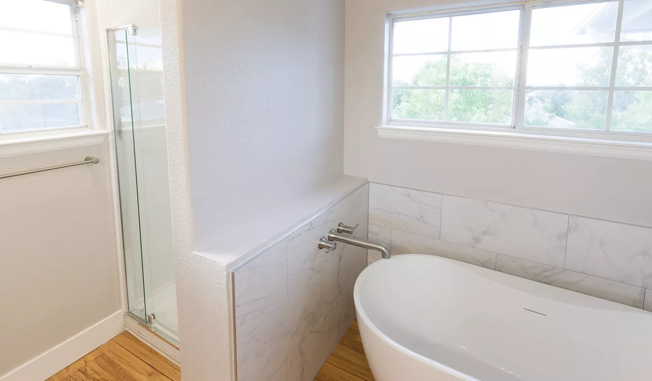 Township Residences - Centennial, CO - Upgraded bathroom with soaking tub and walk-in shower
