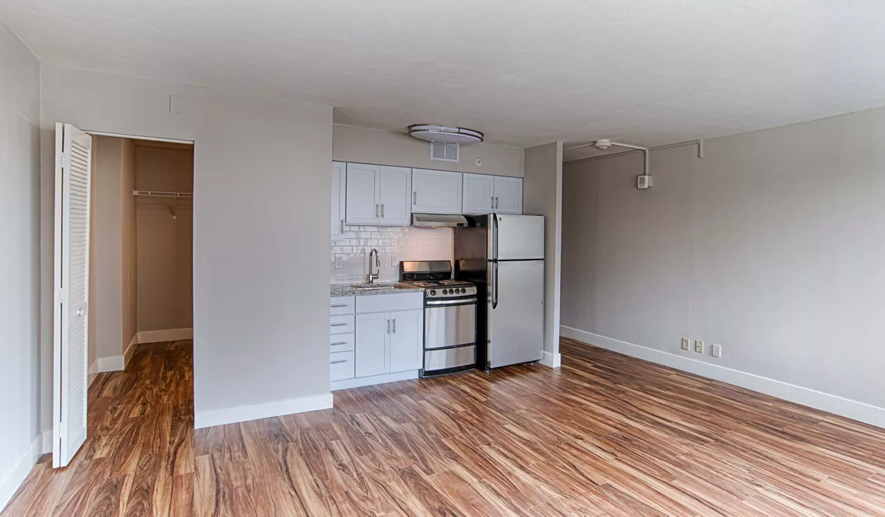 Sterling Apartments - Philadelphia, PA - Kitchen