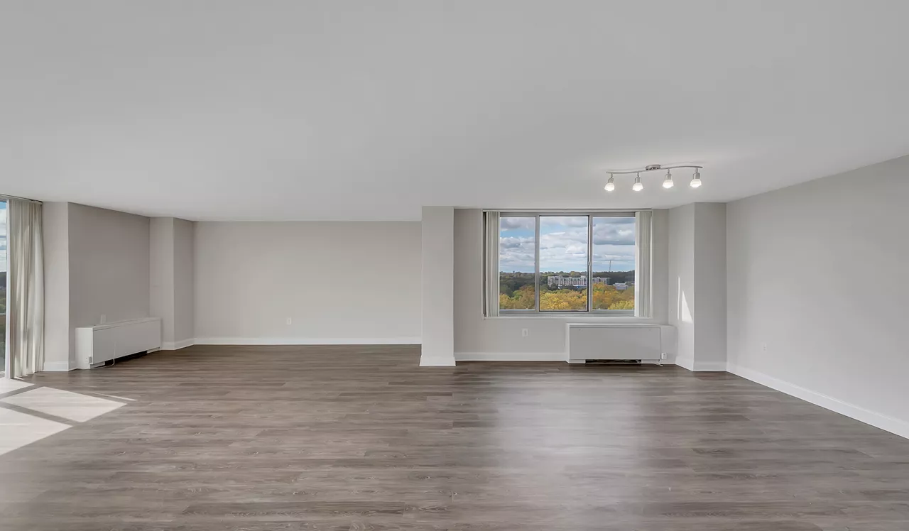 Willard Towers - Chevy Chase, MD - Living Room