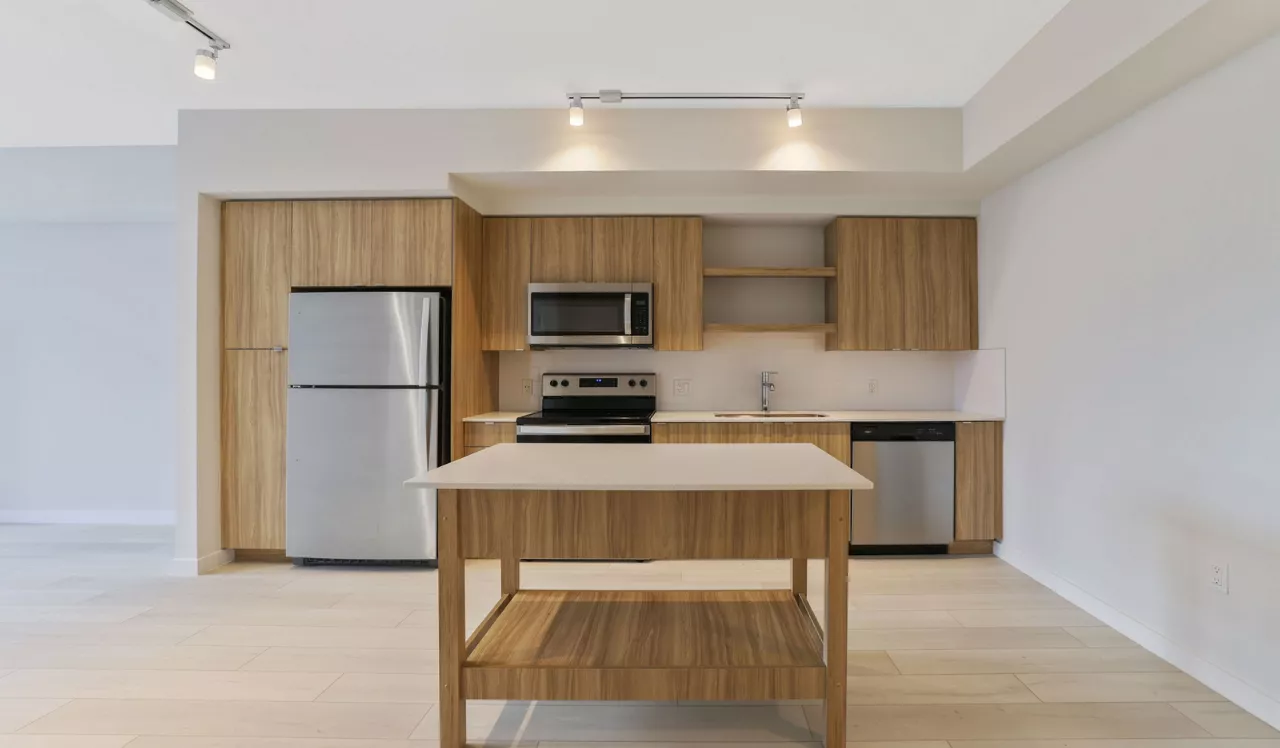 The District at Flagler Village - Fort Lauderdale, FL – Kitchen