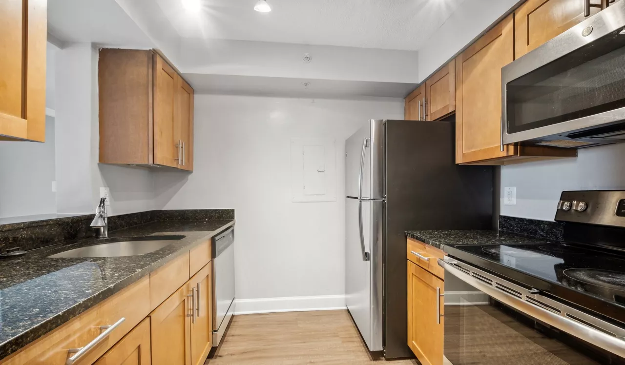 Vaughan Place - Washington, DC - Kitchen