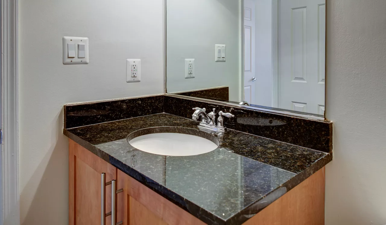 Vaughan Place -Washington, DC - Bath