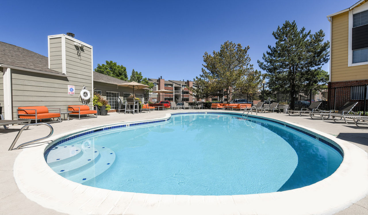 Verona - Littleton, CO - Pool