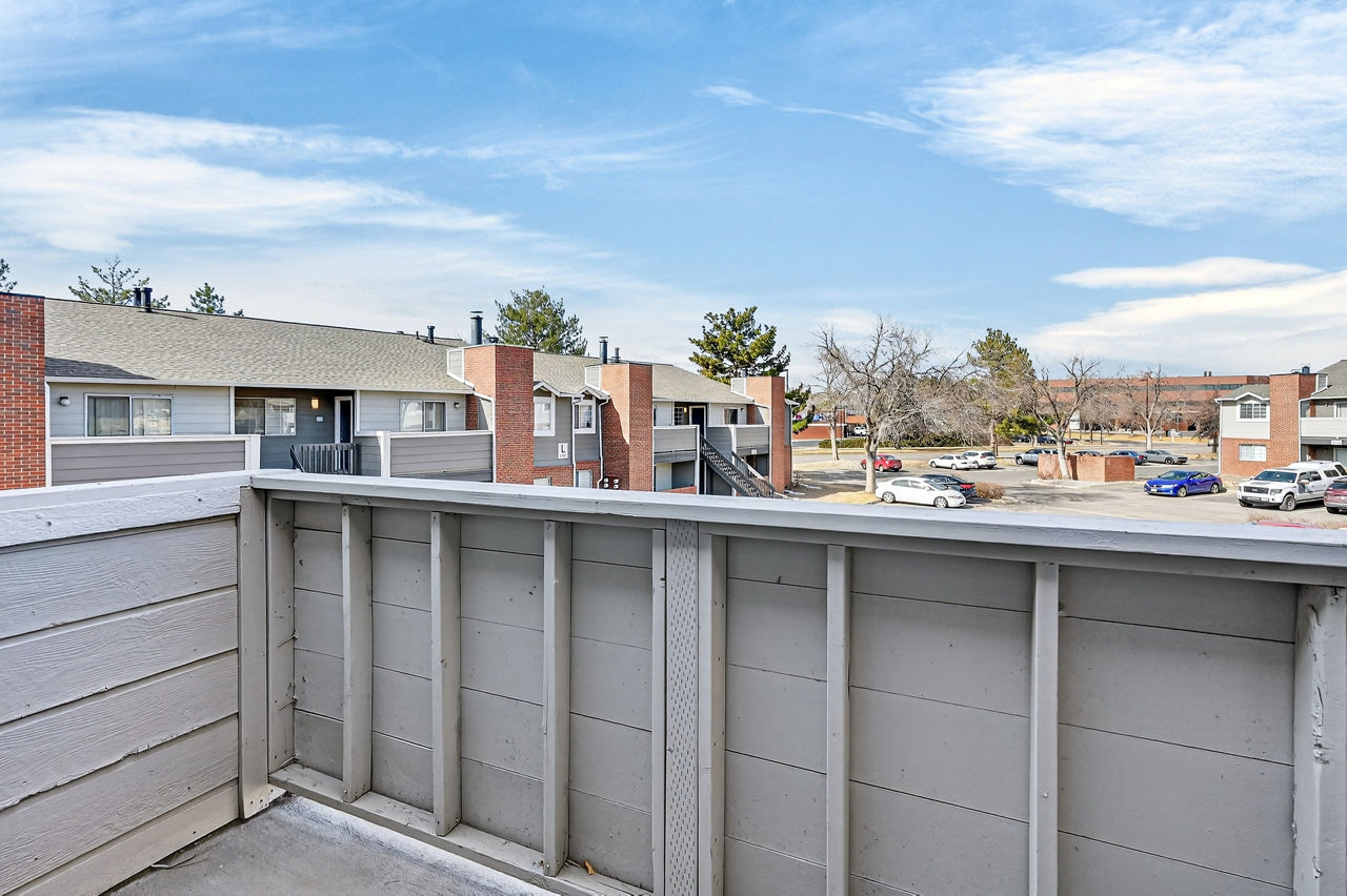 Verona - Littleton, CO - balcony
