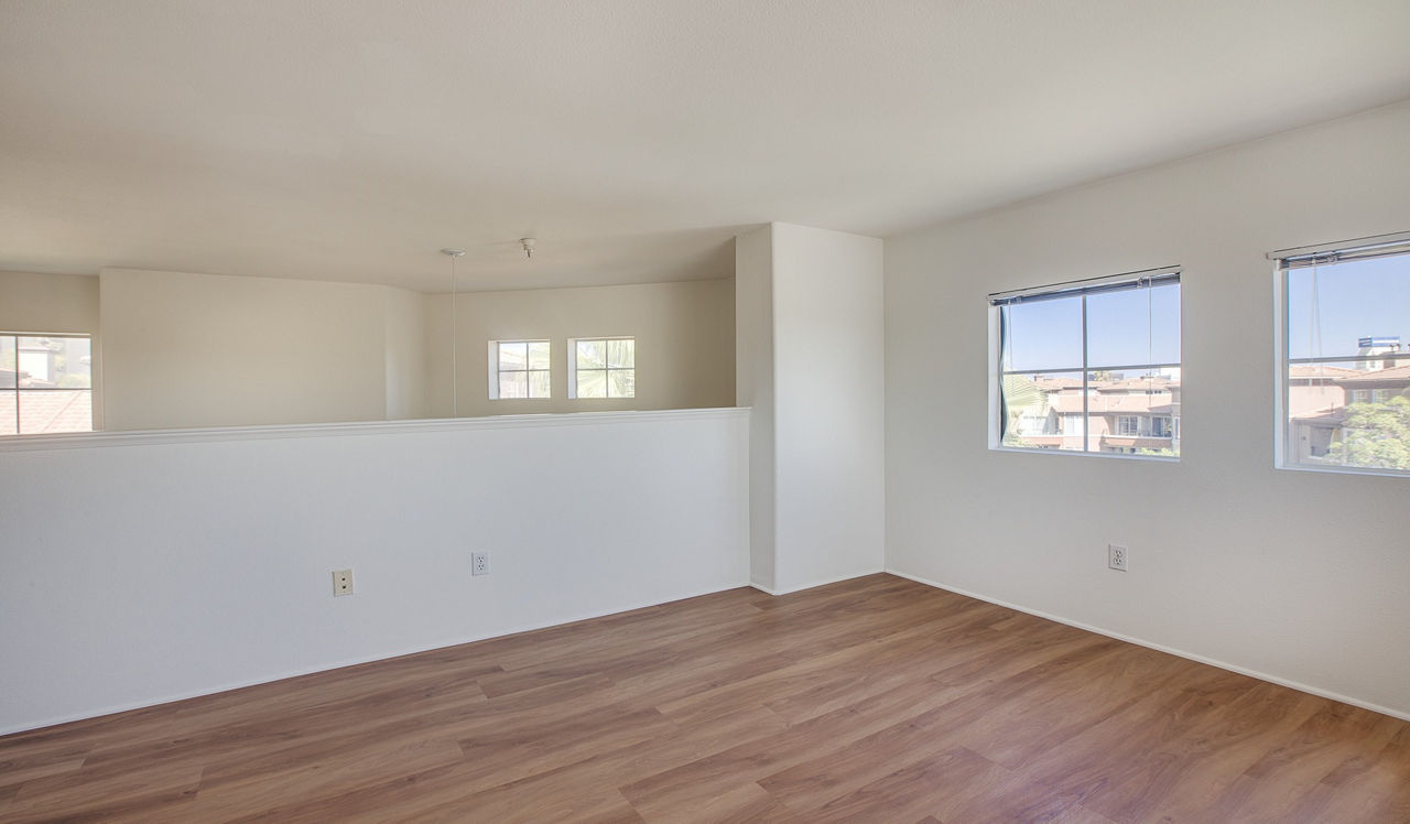 Villas at Park La Brea - Los Angeles, CA - loft