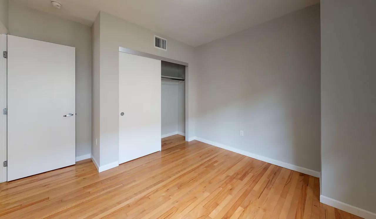 Lincoln Place Apartment Homes - Venice, CA - bedroom