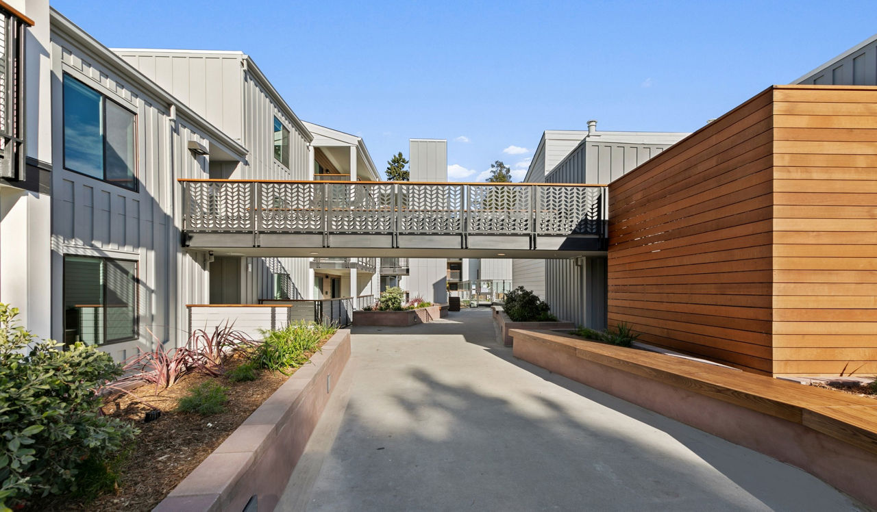 707 Leahy - Redwood City, CA - Exterior