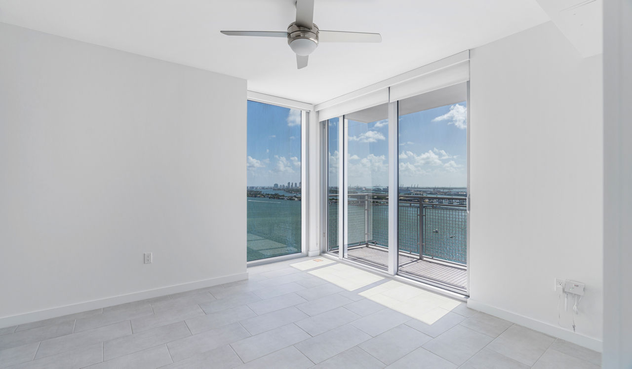 The Watermarc at Biscayne Bay - Miami, FL - Living Room
