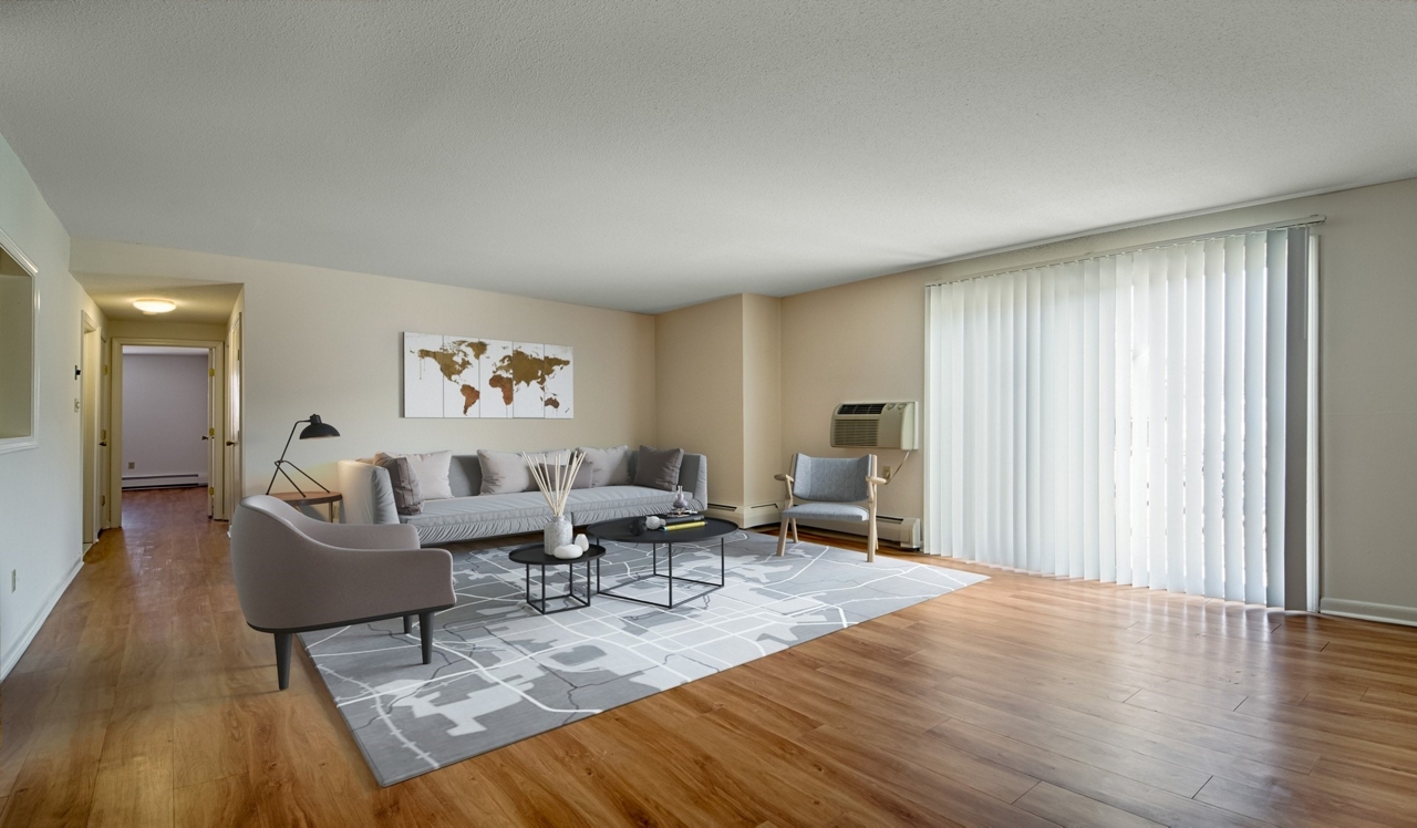 Royal Crest Estates Apartments | Nashua, NH | Living Room Interior