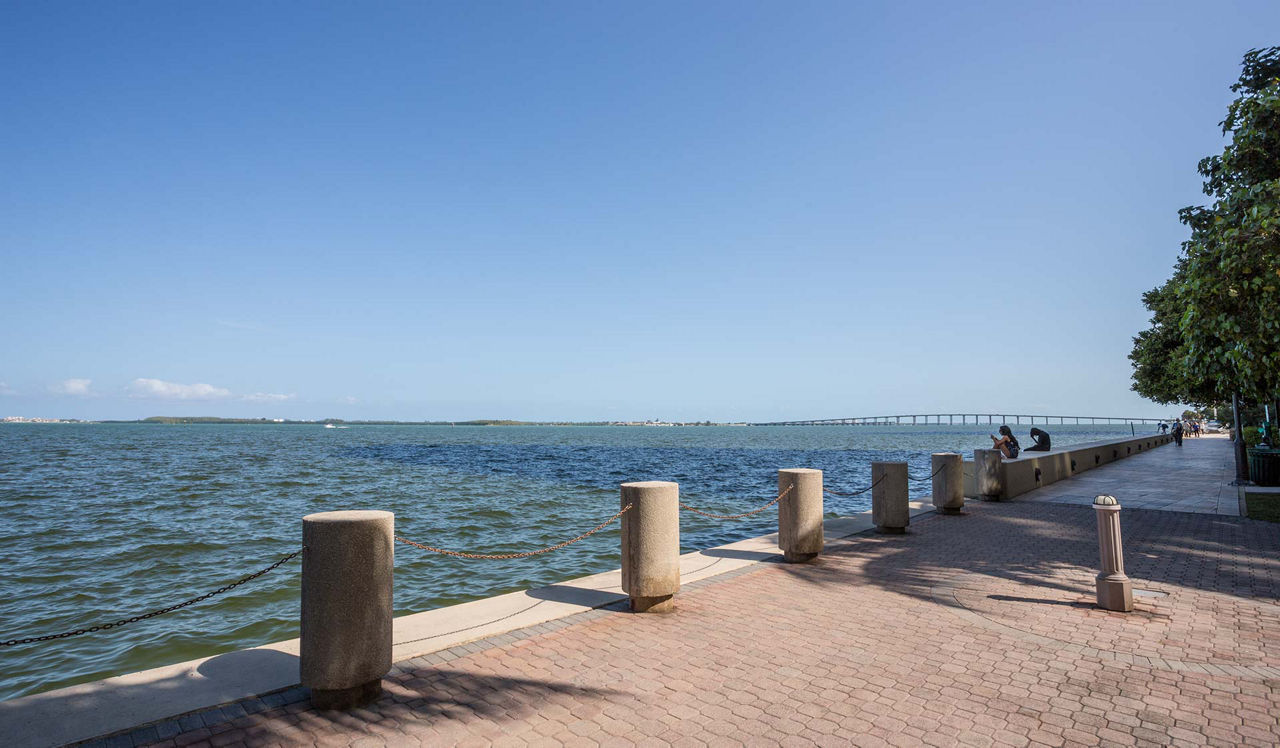 Yacht Club Apartments - Miami, FL - Ocean View