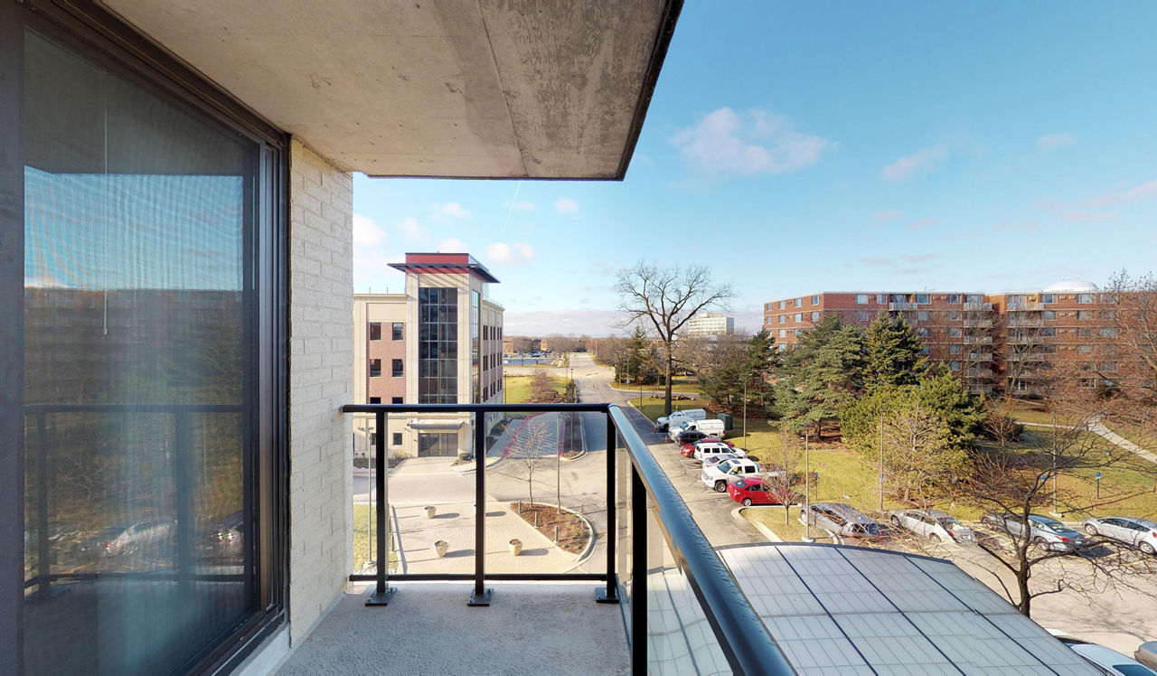 Yorktown Apartment Homes - Lombard, IL - Balcony