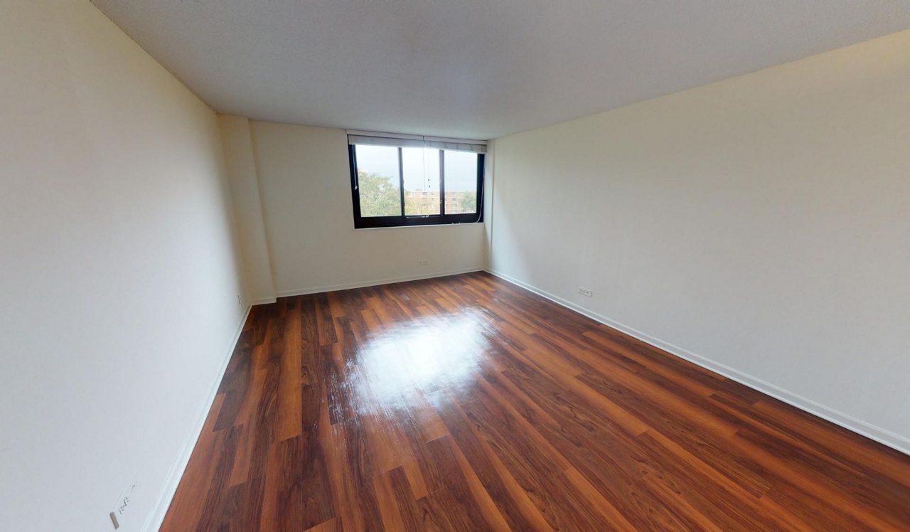 Yorktown_Stafford_Bedroom3_1920x1121