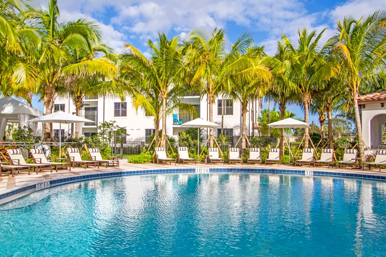 Eterno Pompano Beach - Pool