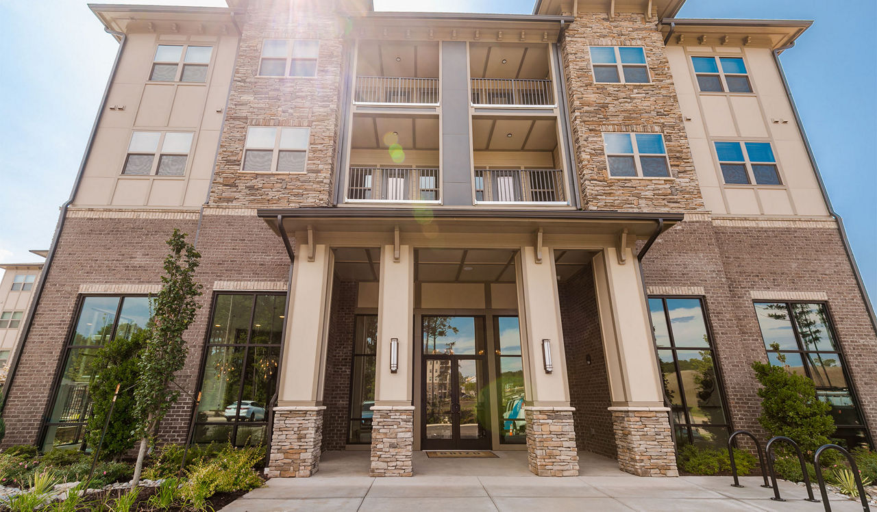 Brizo Apartments 2 of 12