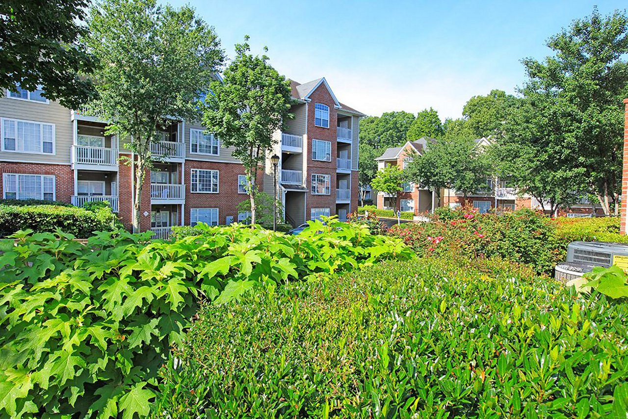 Perimeter 5500 - Atlanta GA - Exterior