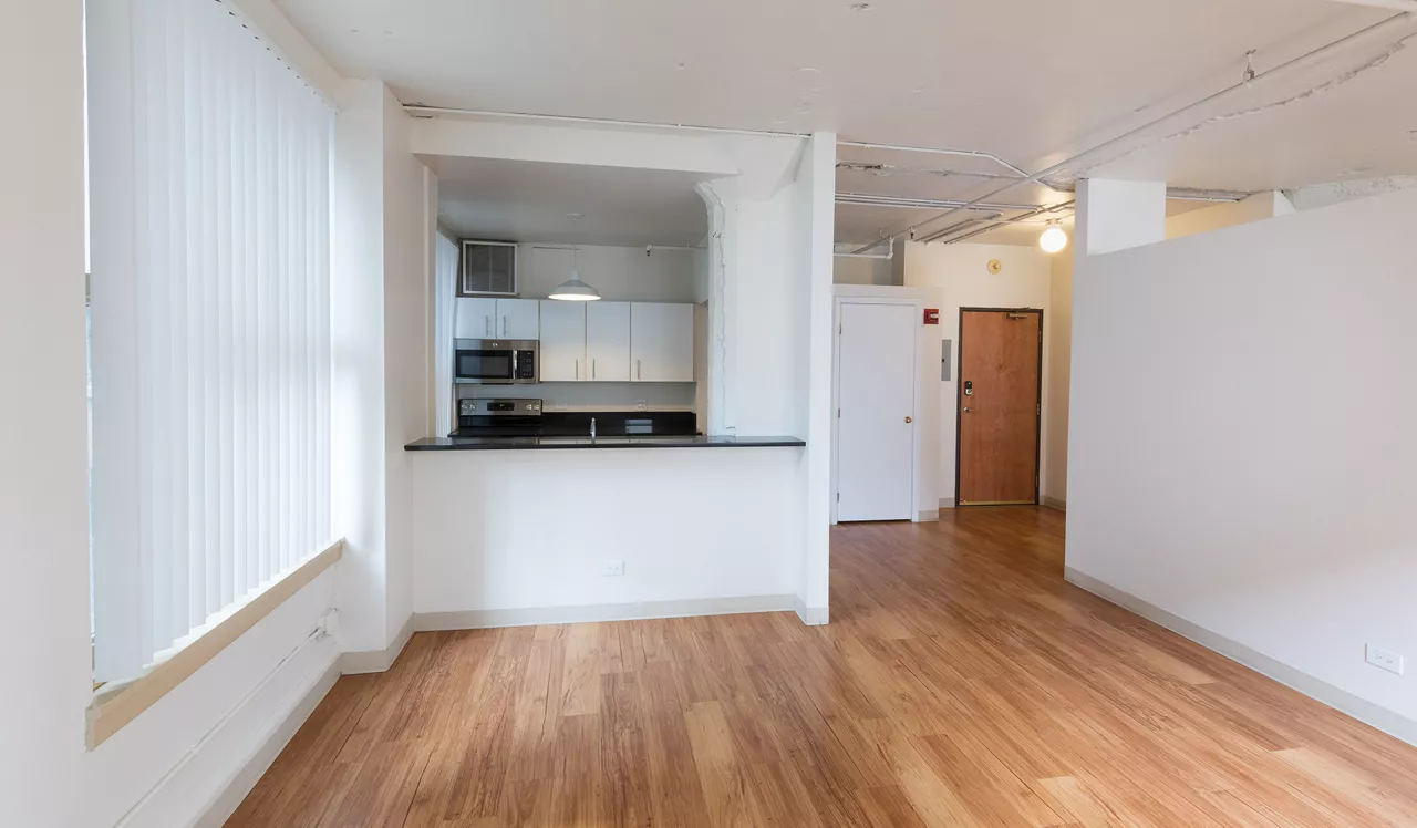 Bank and Boston Lofts - Denver, CO - Breakfast Bar