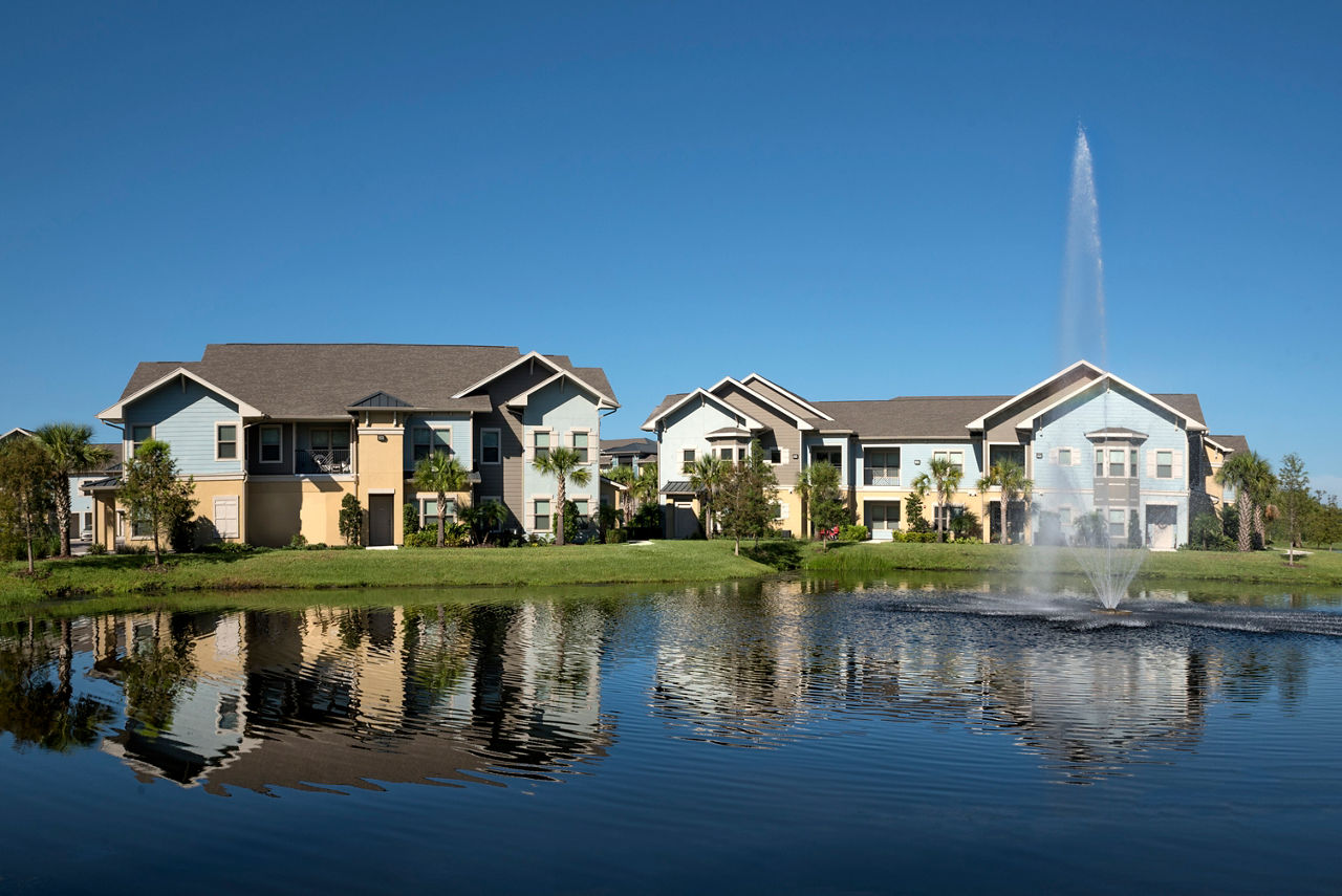 Luxe Lakewood Ranch 4 of 12