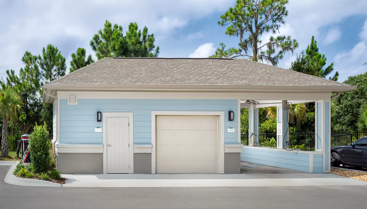 Luxe at Lakewood Ranch in Sarasota, FL - Car Wash