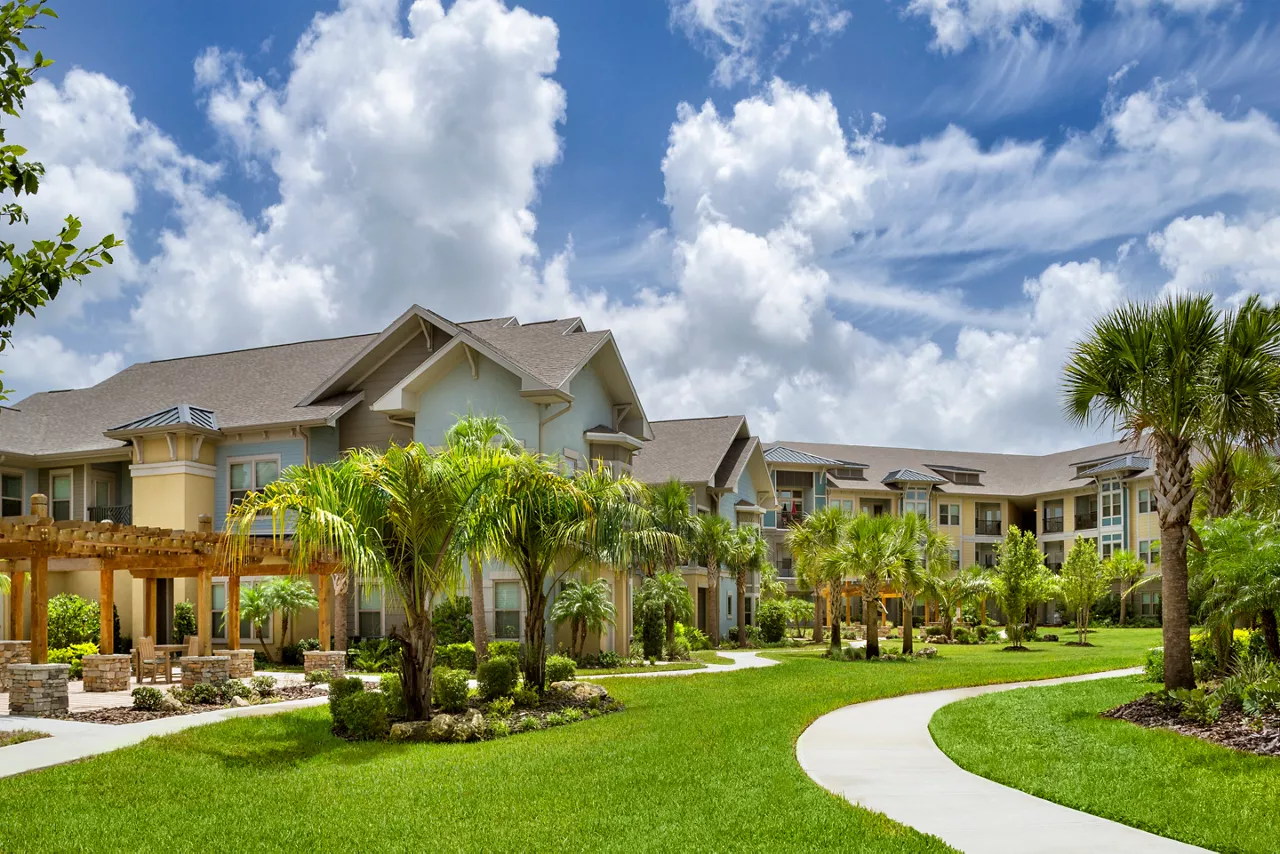 Luxe at Lakewood Ranch in Sarasota, FL - Outdoor Courtyard