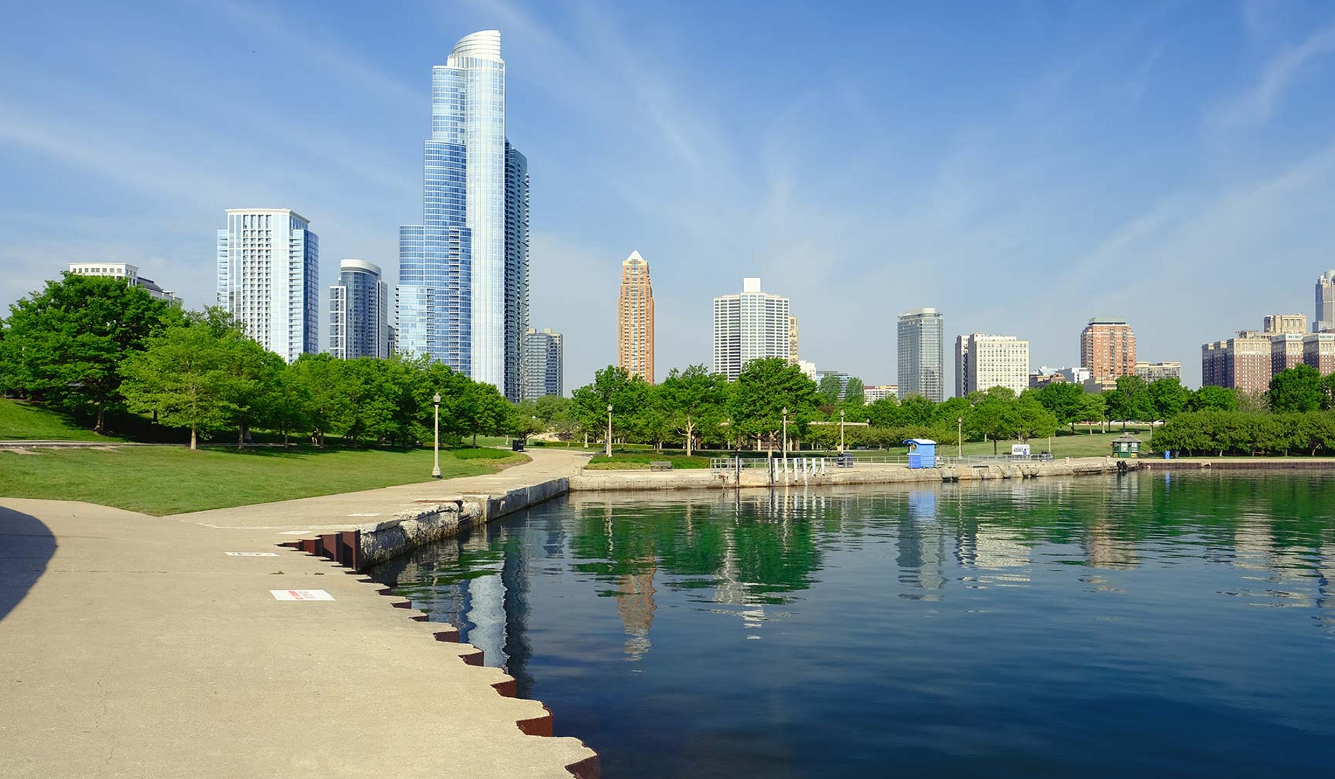 Hyde Park Towers - Chicago, IL - Chicago Skyline