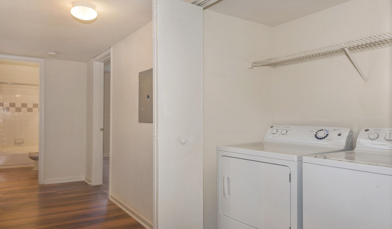 Peachtree Park - Atlanta, GA - Laundry