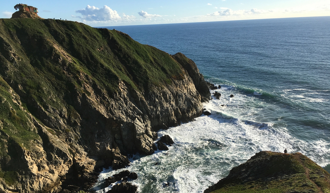 The Bluffs at Pacifica - Pacifica, CA - Cliffside above ocean