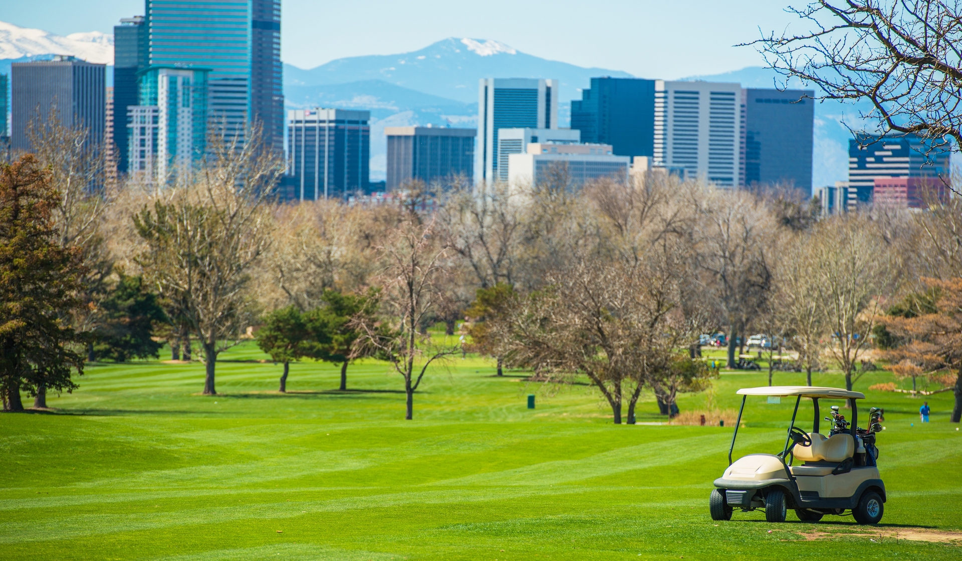 Creekside Apartments - Denver, CO - Golf