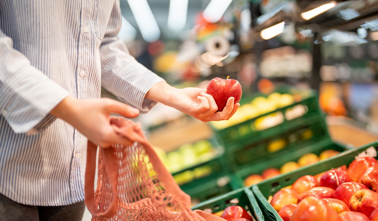 The Elm - Bethesda, MD - Trader Joe's.<p>&nbsp;</p>
<p>Plenty of options to chose from with Trader Joe's and the Co-op Market within 0.5 miles.</p>
