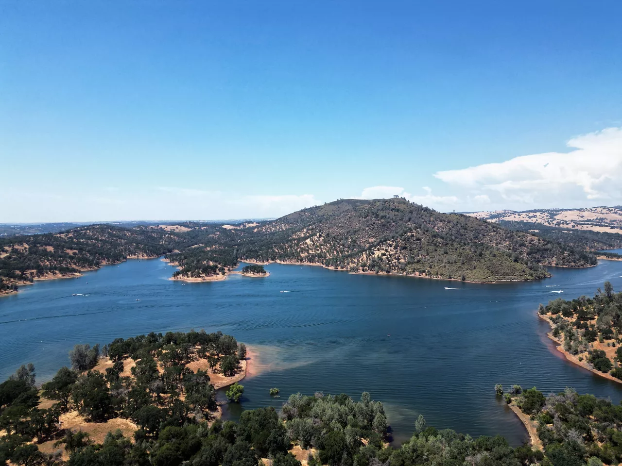 Lake and mountains