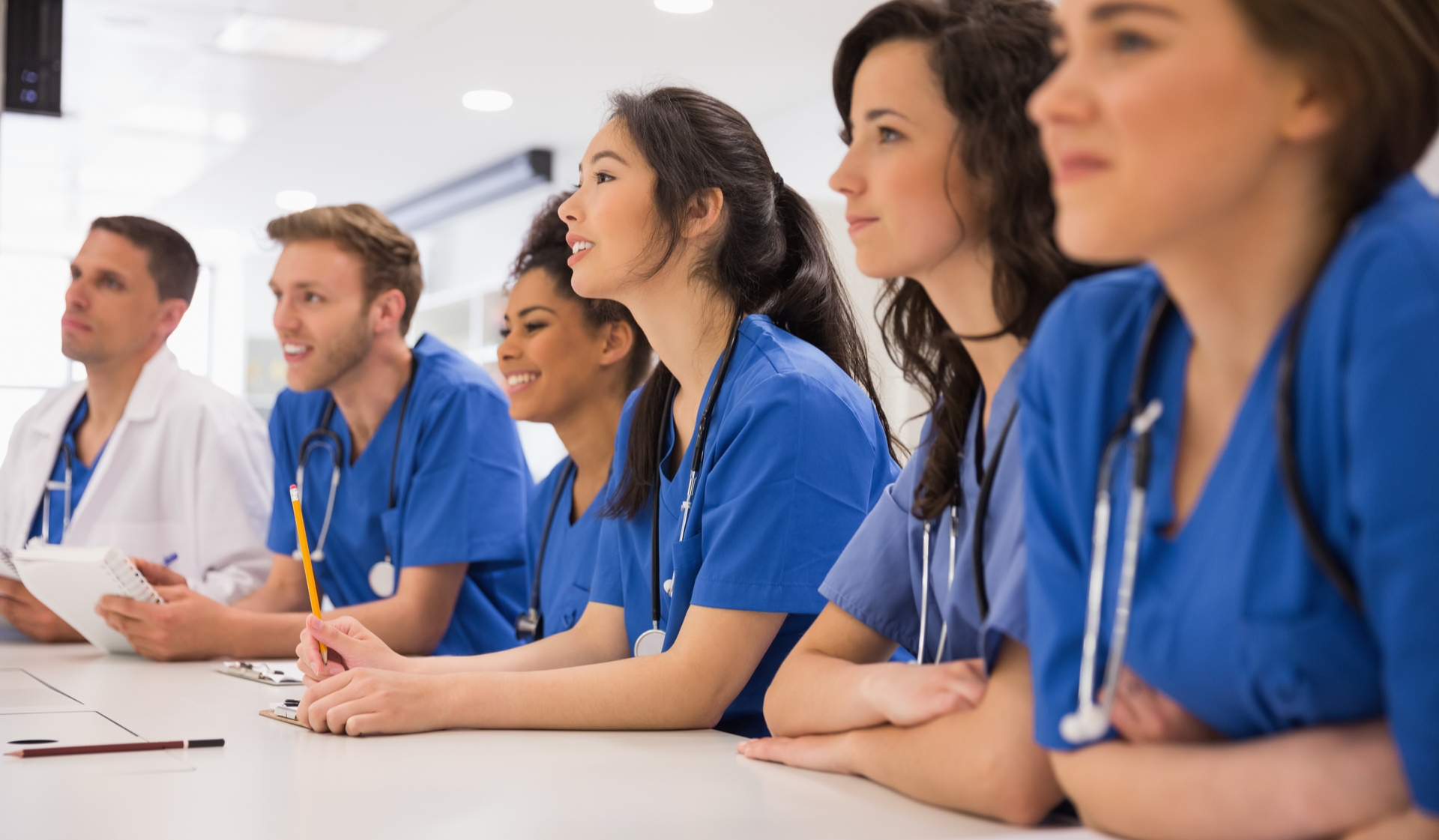 Yorktown Apartment Homes – Lombard, IL – Medical students listening to lecture .&nbsp;
National University of Health Sciences is a 5-minute drive down Highland Ave.
