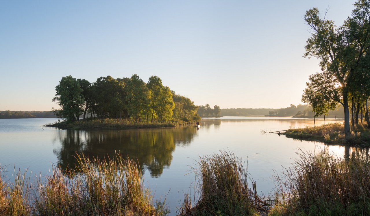 Willow Bend - Rolling Meadows, IL - Busse Woods.<p style="text-align: center;">&nbsp;</p>
<p style="text-align: center;">Enjoy some fresh air at Busee Woods offering 3558 acres of nature preserve for you to explore.</p>
