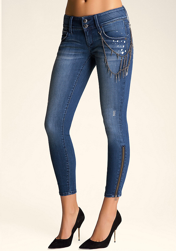 Low Rise Waistband Skinny Jeans | bebe